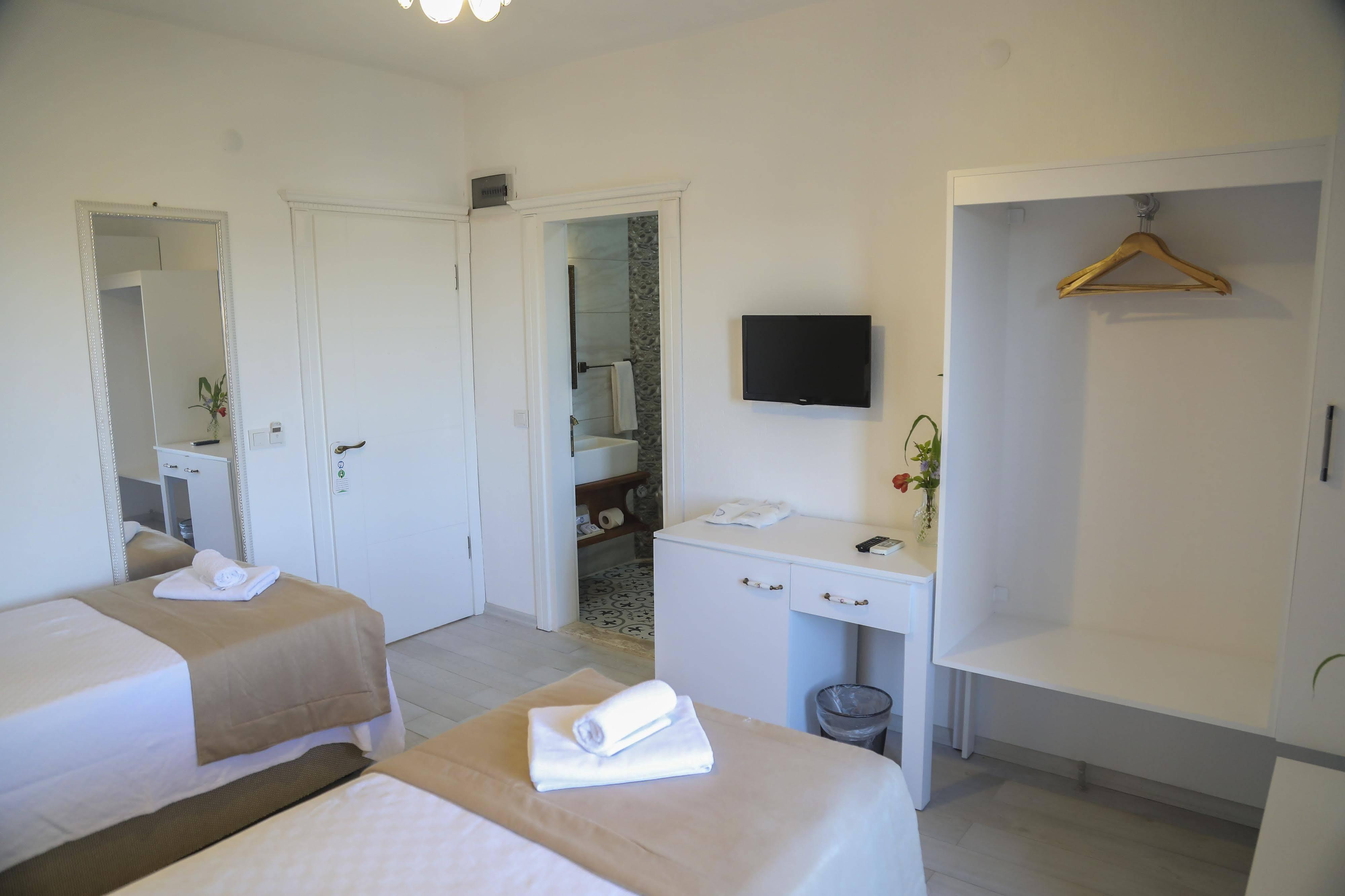 Aksu Hotel Алачати Екстер'єр фото