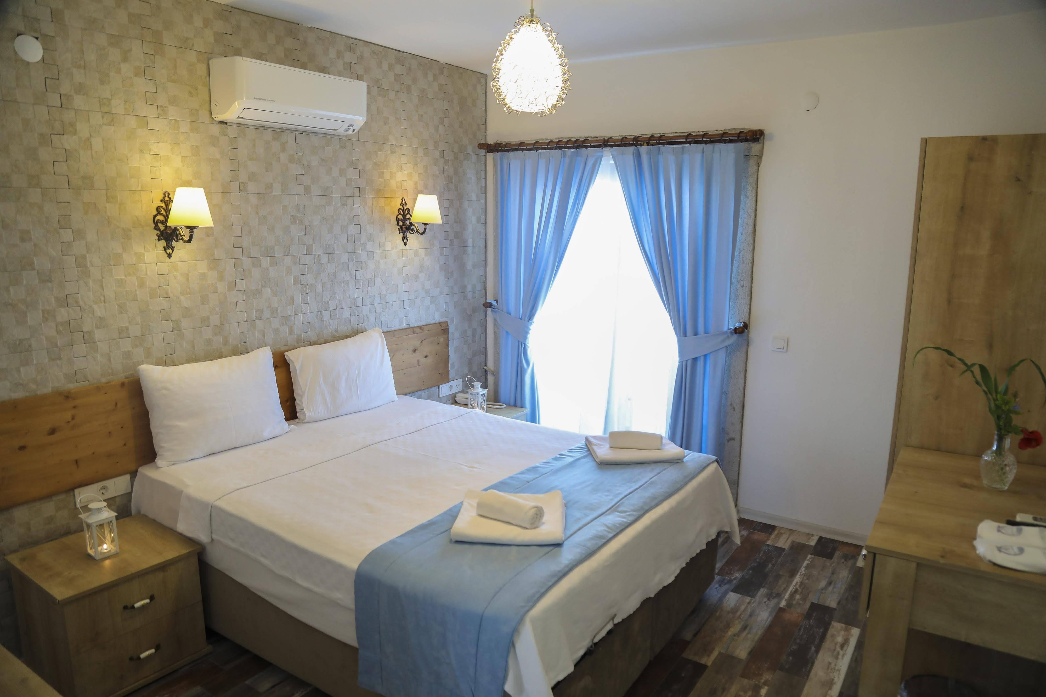 Aksu Hotel Алачати Екстер'єр фото