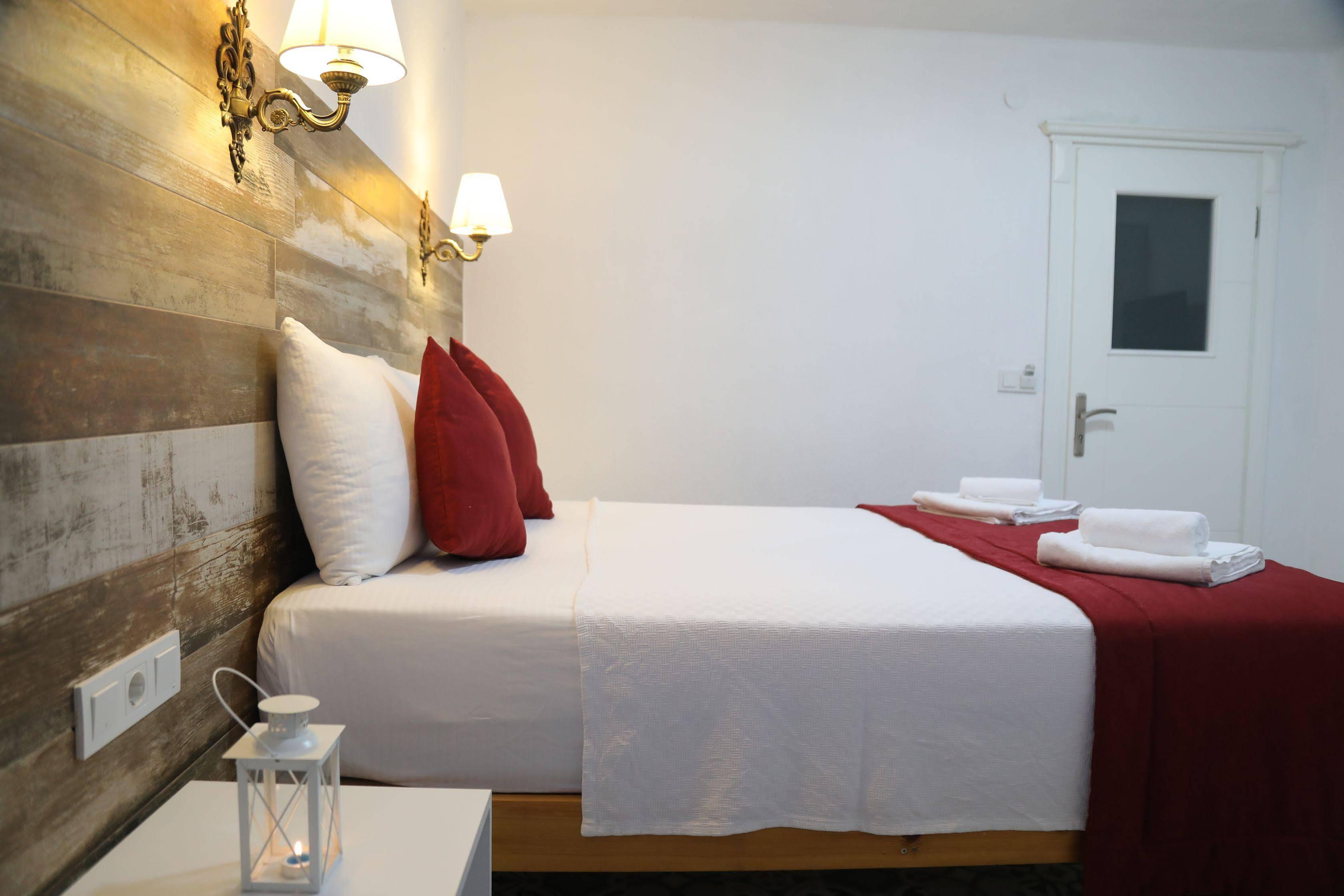 Aksu Hotel Алачати Екстер'єр фото
