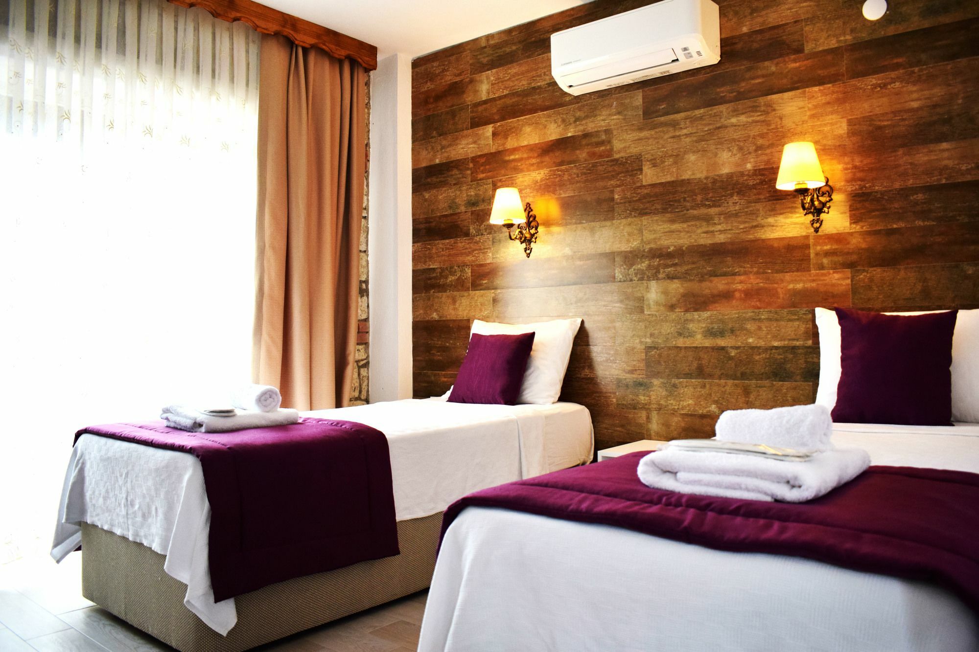 Aksu Hotel Алачати Екстер'єр фото